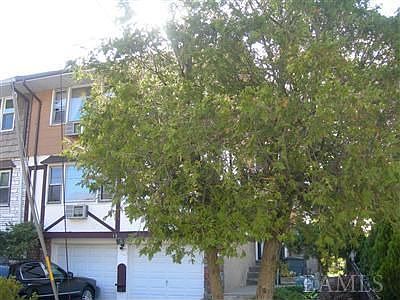 2nd image of 19 Valerie Dr