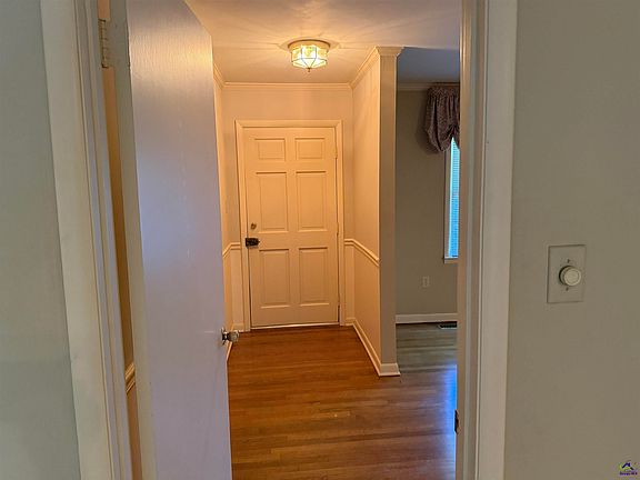 2nd image of 512 Kimberly Rd