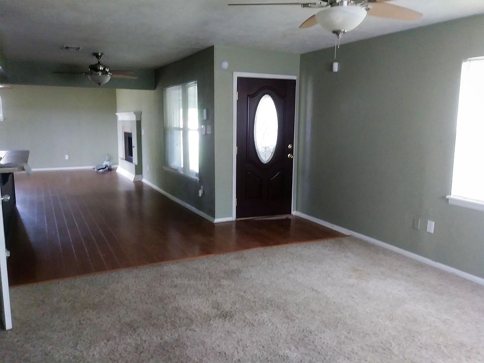 2nd image of 4219 SE Avondale Ln