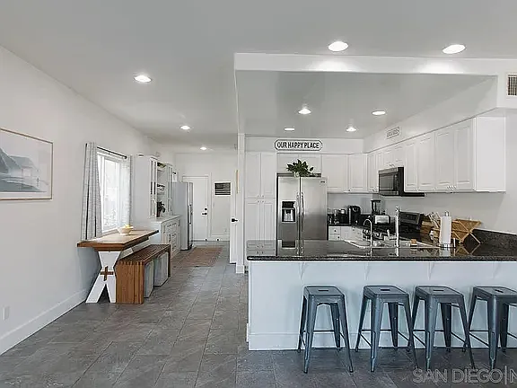 255 Elm Ave — Photo 4