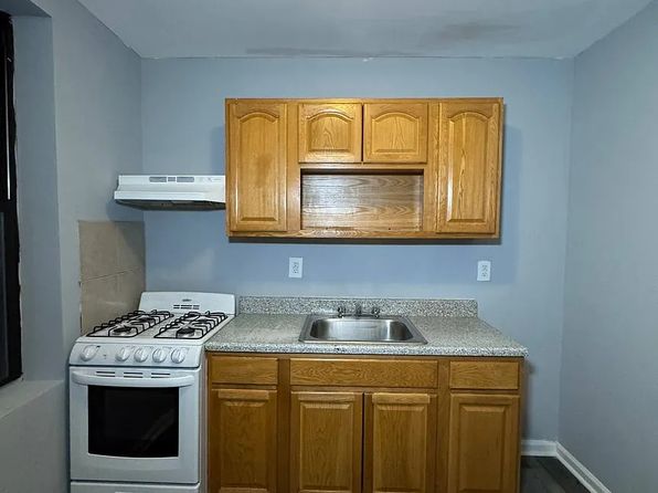 74 Broad St #34CC