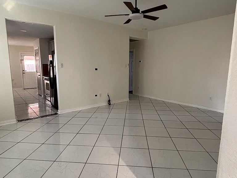 9006 Wildbird Ln — Photo 8