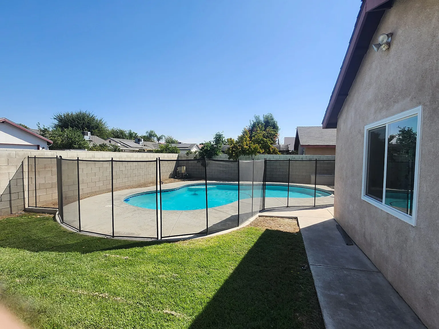 3 bed, 1516 sqft, $2,500 — Photo 4