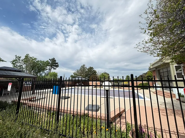 1160 S Foothill Dr #225 — Photo 5