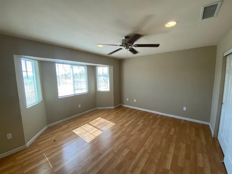 14555 Pawnee Rd — Photo 11
