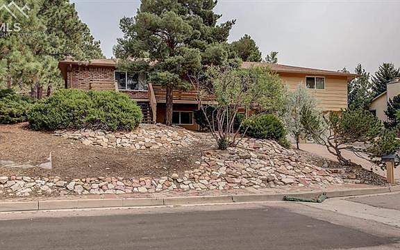2nd image of 4220 Brigadoon Ln