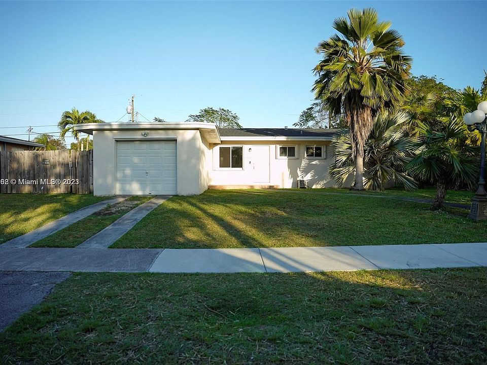 1st image of 20635 Leeward Ln