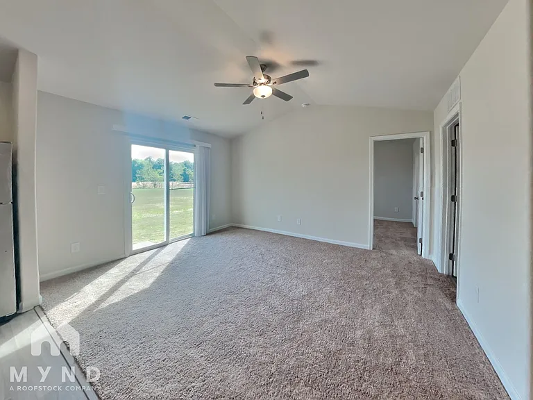 167 Royal Meadow Dr — Photo 9