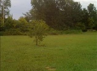 932 Silver Lake View Dr, Pacific, MO 63069
