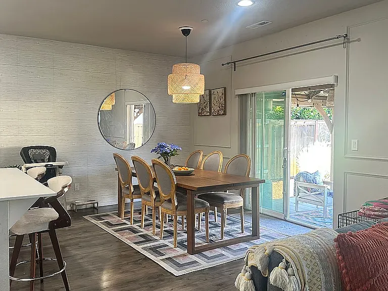 3648 NE Quince Way — Photo 9