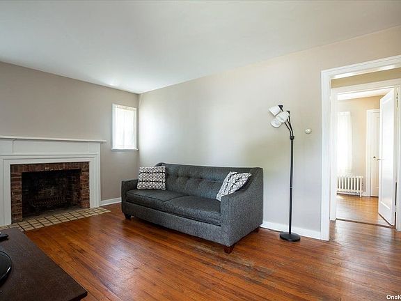 3rd image of 290 Anchor Way