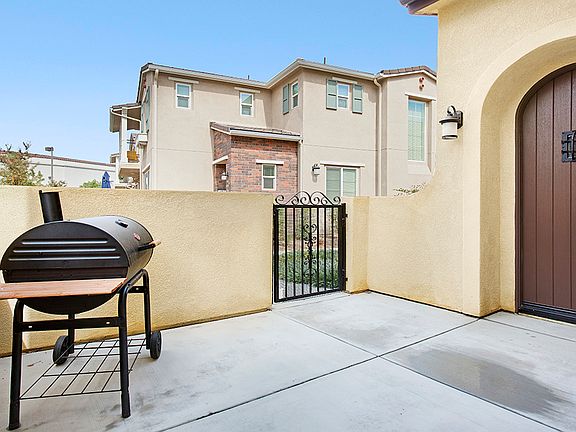 4th image of 23931 Calle Del Sol Dr