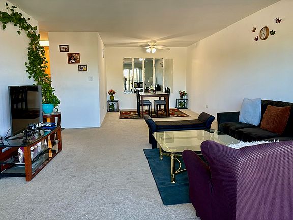 2nd image of 2423 N Kennicott Dr Unit 2F