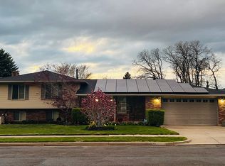 2558 E Deer Run Dr, South Weber, UT 84405