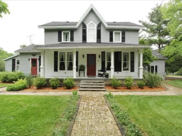 4819 Leonard St, Coopersville, MI 49404