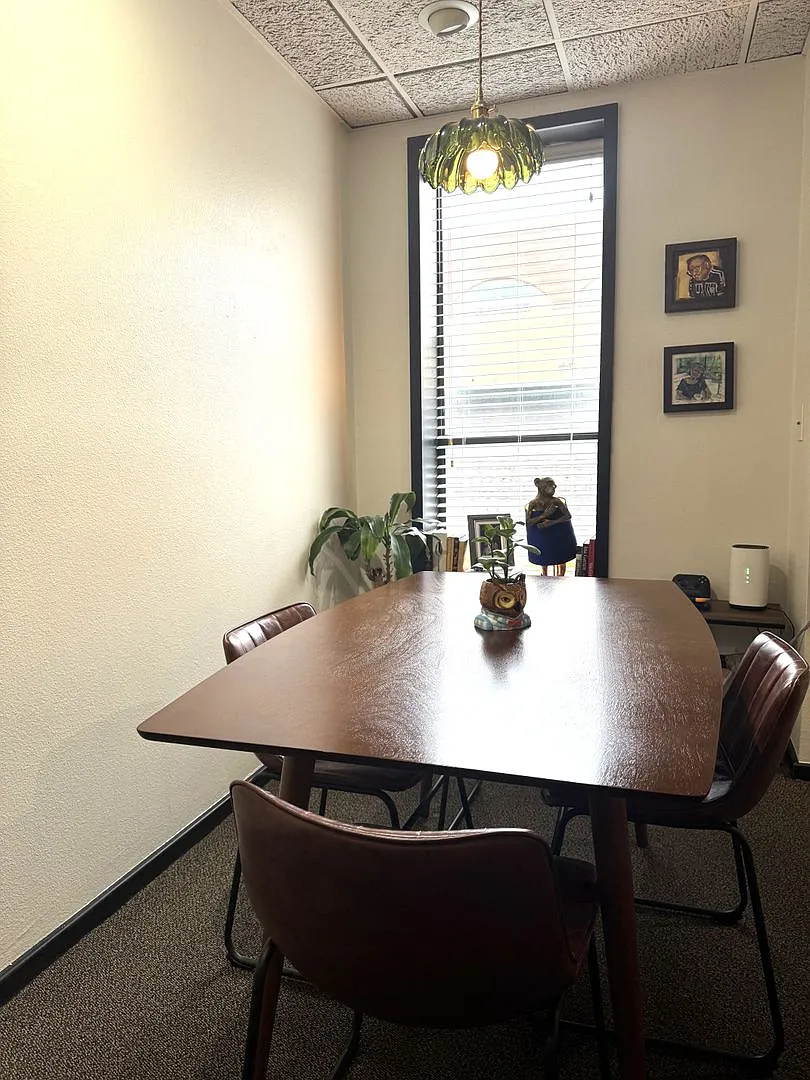 31 E. Center RES — Photo 4