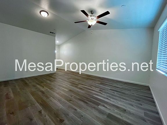 2nd image of 9550 Tamarisk Ave APT 132