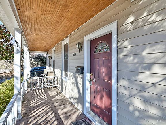 4th image of 6004 Wayside Ave