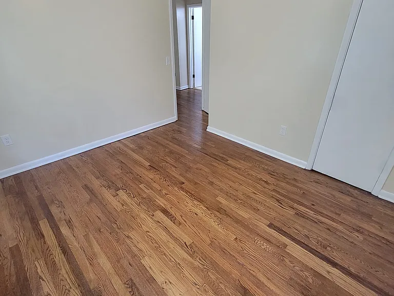 2145 Mitchell St — Photo 11