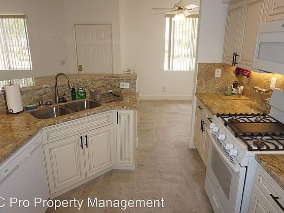 3rd image of 2339 Ternberry Ct