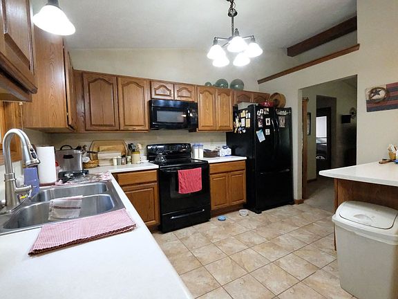 5th image of 4627 N Pine Dr