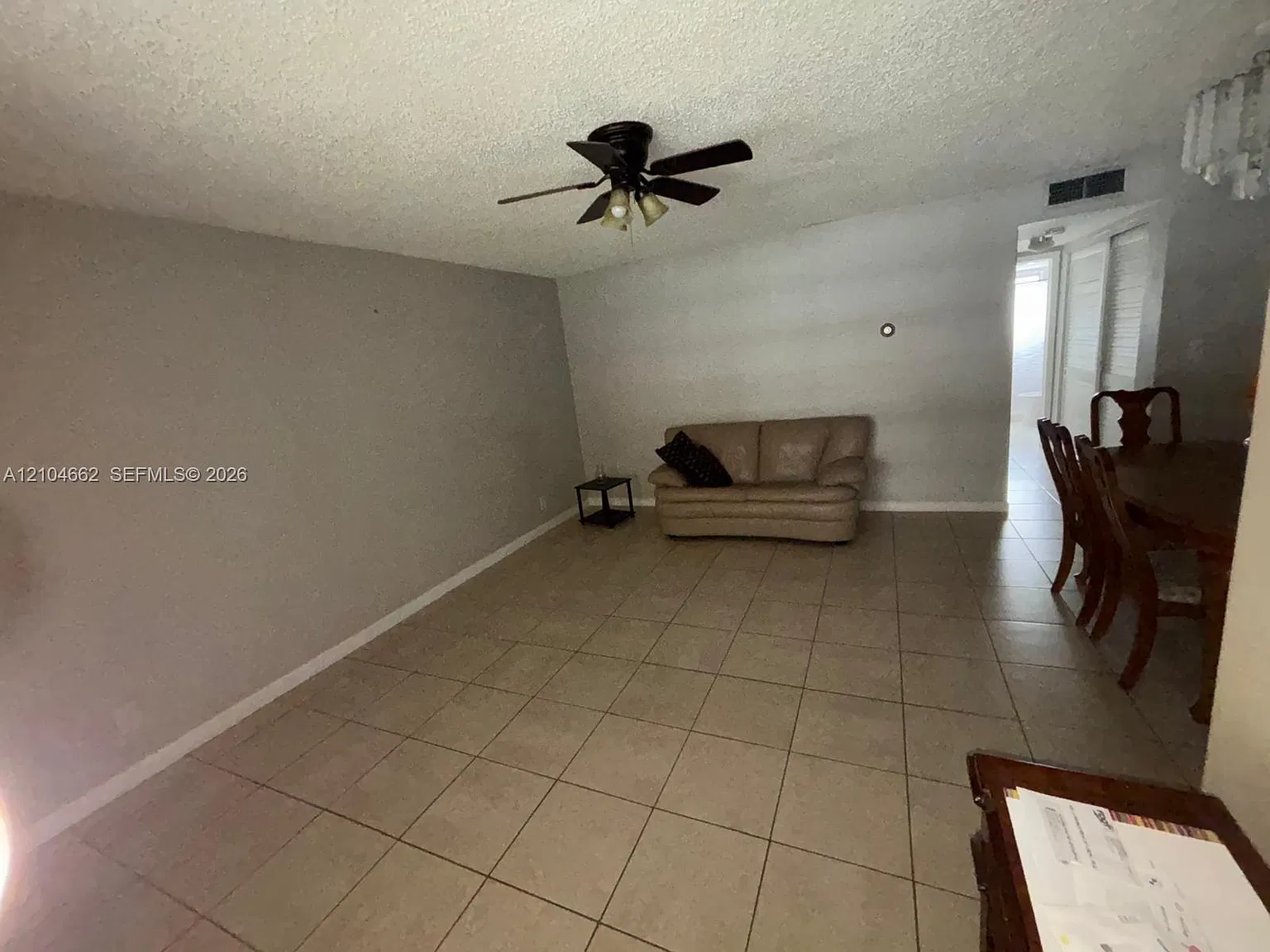 Eldorado Plaza West Condo — Photo 4