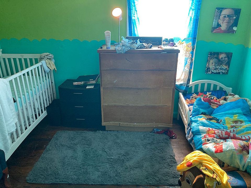 2nd Bedroom/Kids Bedroom (A)