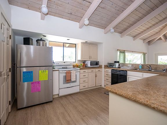 5th image of 3863 Mahinahina St