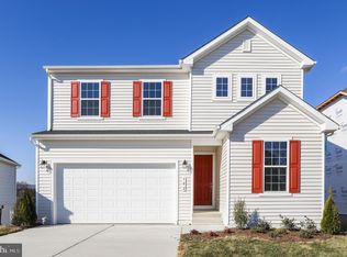 102 Curtain Fall Dr, Middletown, VA 22645