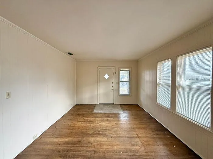809 Jefferson St — Photo 3