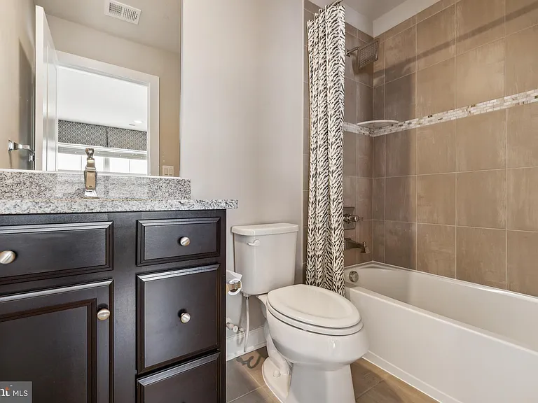 13212 Woodland Park Rd — Photo 25