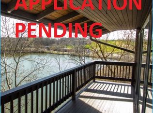 5541 E Lake Dr, Lisle, IL 60532