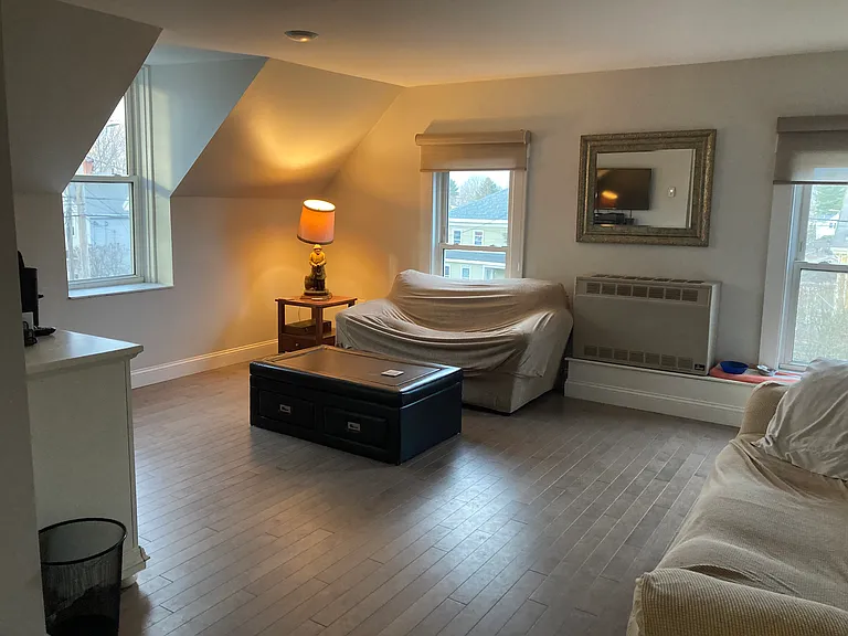 33 Pine St #2 — Photo 3