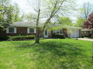 929 Lyn Rd, Bowling Green, OH 43402