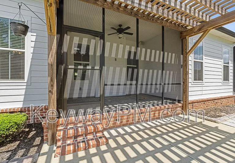 507 Windermere St — Photo 29