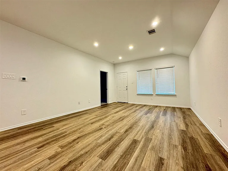 1746 Windstone Ridge Dr — Photo 5