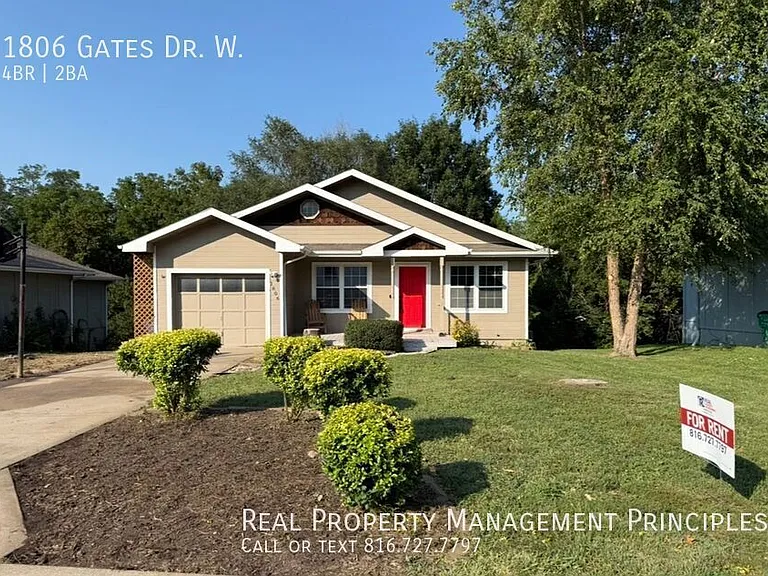 1806 Gates Dr W — Photo 1