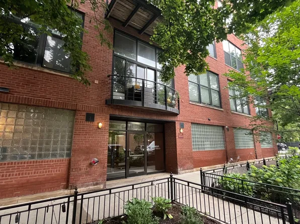2210 W Wabansia Ave APT 302, Chicago, IL 60647