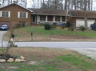 6900 Ann Arbor Dr, College Park, GA