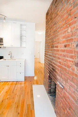 Rented by New York Residence | media 26