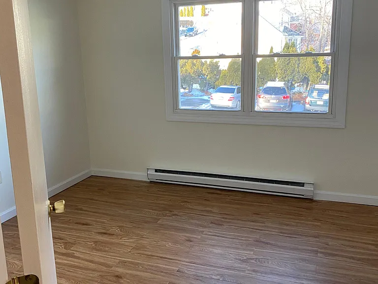 20 Warner Ave #2C — Photo 18