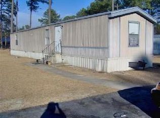 6822 Tallpine Dr, Fayetteville, NC 28306