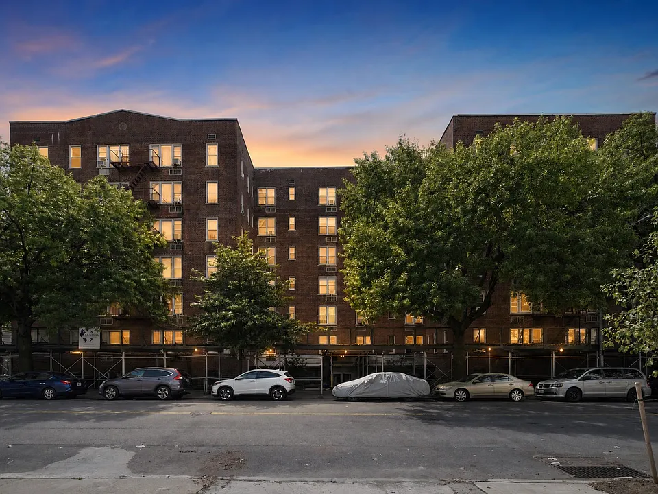 610 Waring Ave #6C