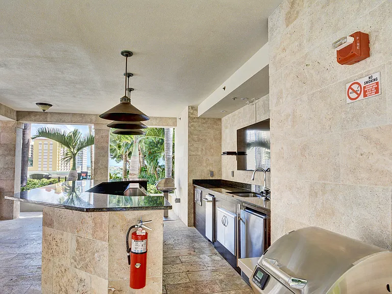 550 Okeechobee Blvd #1113 — Photo 11