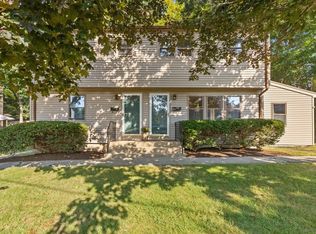 6 Garrison Cres, Newburyport, MA 01950