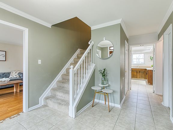 4th image of 2802 Mount Airy Ct