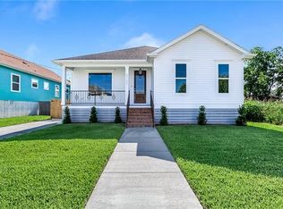 5725 Marigny St, New Orleans, LA 70122