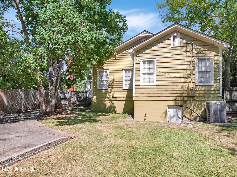 4097 Redwing Ave — Photo 24