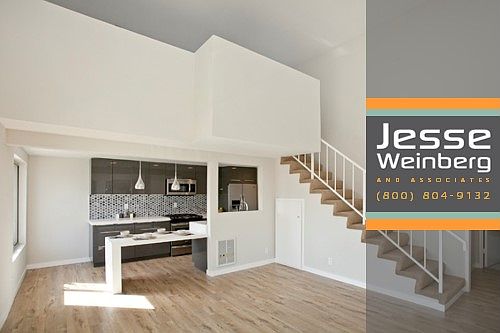 1st image of 1125 Pico Blvd APT 210