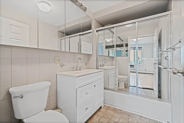 Sold by Daniel Gale Sotheby's International Realty | media 45